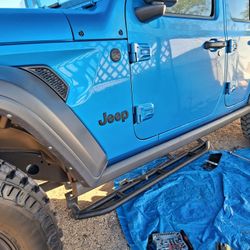 Jeep JL Wrangler Rock Sliders 