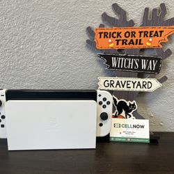 Nintendo Switch OLED - White