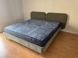 King Upholstered Platform Bed Frame — Green, Gold Legs