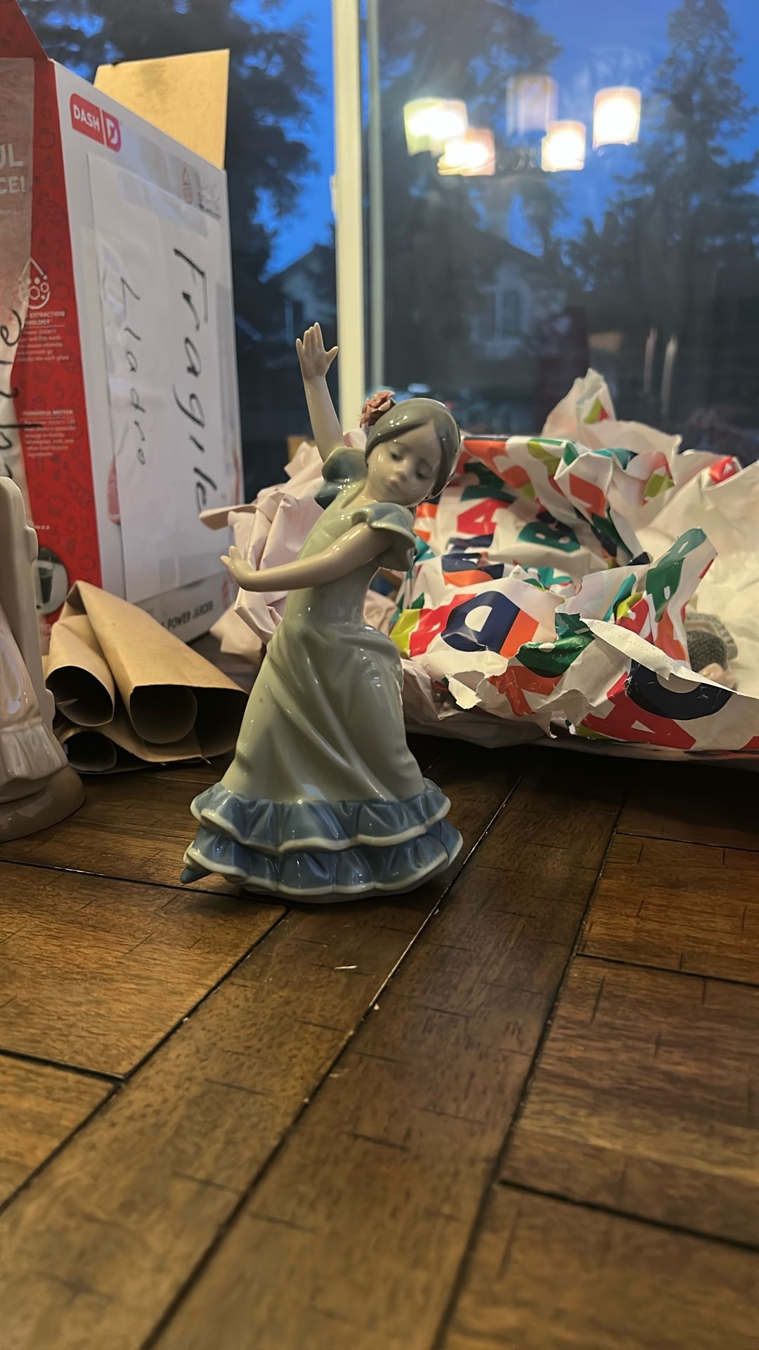 Lladro Figurine Lolita #5192