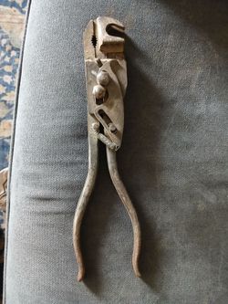Antique Amored Cable Tool
