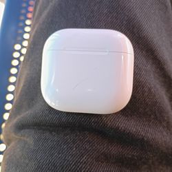 Airpods 4 Loud only Left Airpod Only Pick Up 
