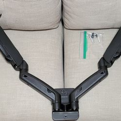 Dual Monitor Mount: VESA 100x100 / 75x75