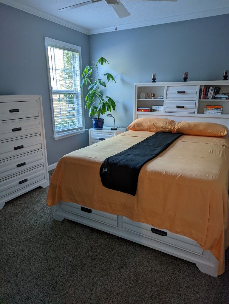 White Modern Bedroom Set
