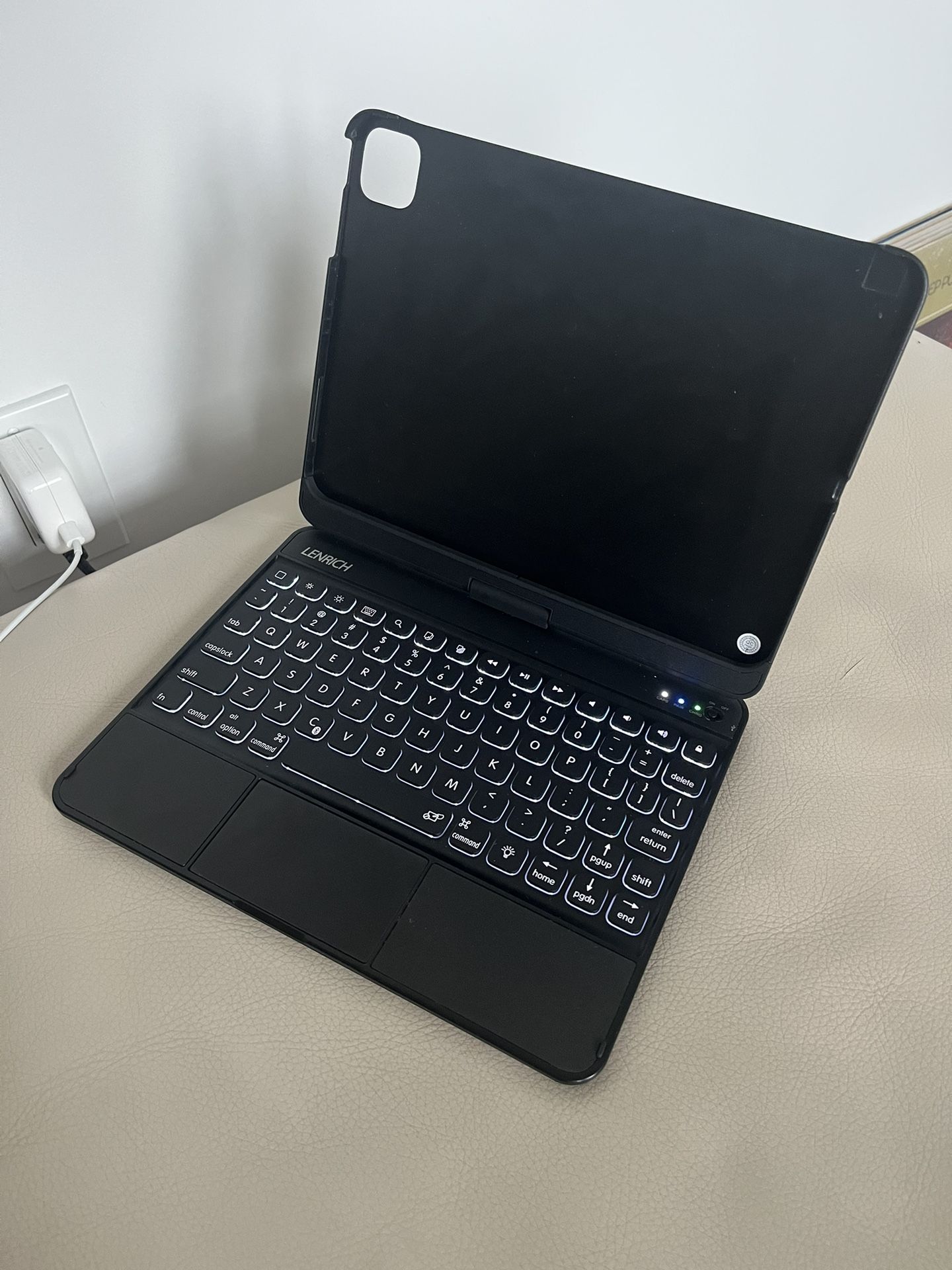 Lenrich iPad Air/Pro Keyboard - $35