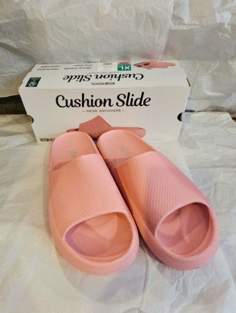 32 Degrees Cushion Slides, Size X-Large, Pink, NEW Women's 11-12, Men's 9-10