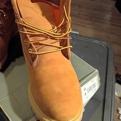 TIMBERLAND  MEN'S BOOTS  8M