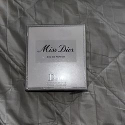 Miss Dior Perfume