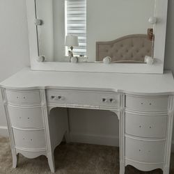 Makeup Vanity 