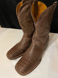 SAFARI Exotic Leather hand made brown western boots a textured alligator or caiman crocodile print for men’s size 8 1/2