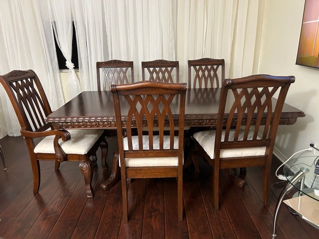 Solid Wood Dinning Set, Table With 6 Chairs