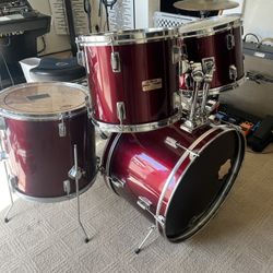 Yamaha Vintage Drum Set