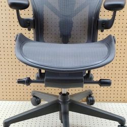 Herman Miller Aeron Remastered Sz B PostureFit SL Office Chair - Still Available/Read Description 