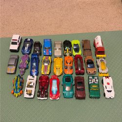 26 Hot Wheels / diecast cars – good condition – $35