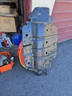 2019 Toyota Tundra Engine Splash Shield.