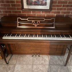 Mendelssohn Piano With Bench, Good Condition, Price Negotiable 