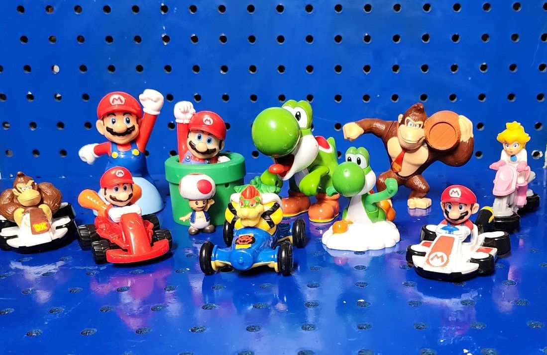 Super Mario Figure Bundle