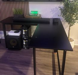 Black L-shaped Desk