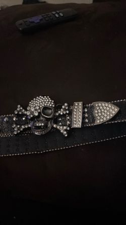 bb belt with skull buckle