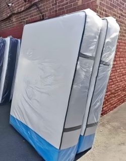 New King Size Mattress for Sale - Cash on Delivery