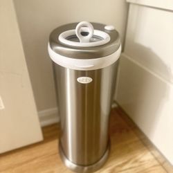 Ubbi Diaper Pail Silver - Like New - Immediate Pick Up In Tamarac