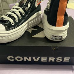 Converse - Kids - Size 3.5