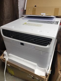 Frigidaire 15,100 BTU Window Air Conditioner 120 Voltage  J̌