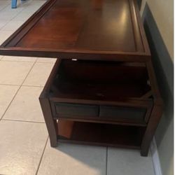 Flip Top Cocktail Table & Two End Tables 