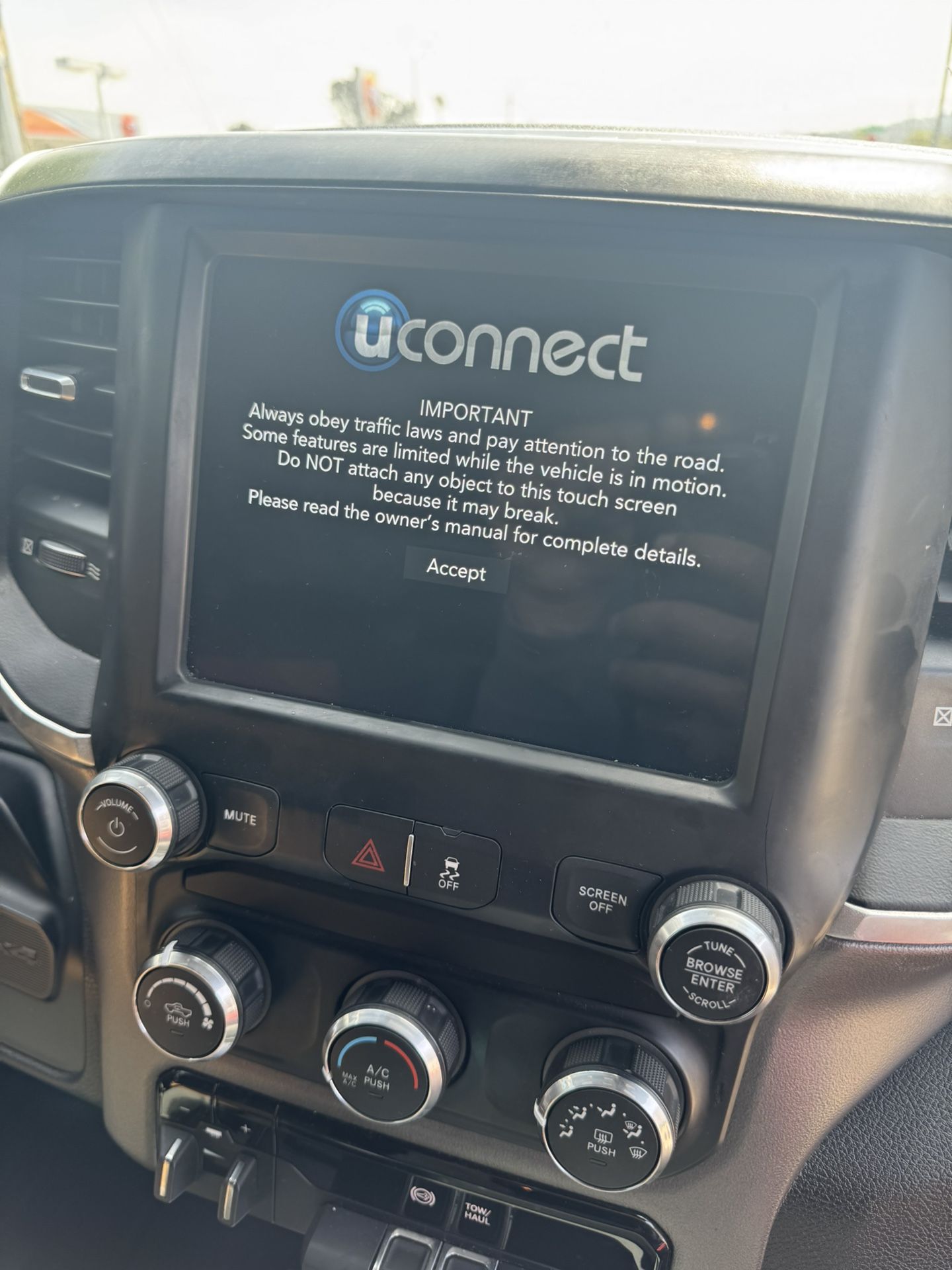 8 in Infotainment screen- Dodge Ram