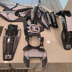 New 2024–2025 Husqvarna TE/FE Full Plastics Set w/ Applied Scrub Graphics