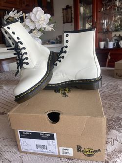 Dr.Martens