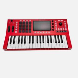 Akai Professional MPC Key 37 Production Synthesizer
Brand New Open Box