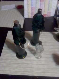 3 vintage Avon horse head posts for cologne