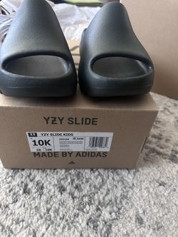 Yeezy Slide Kids 10k