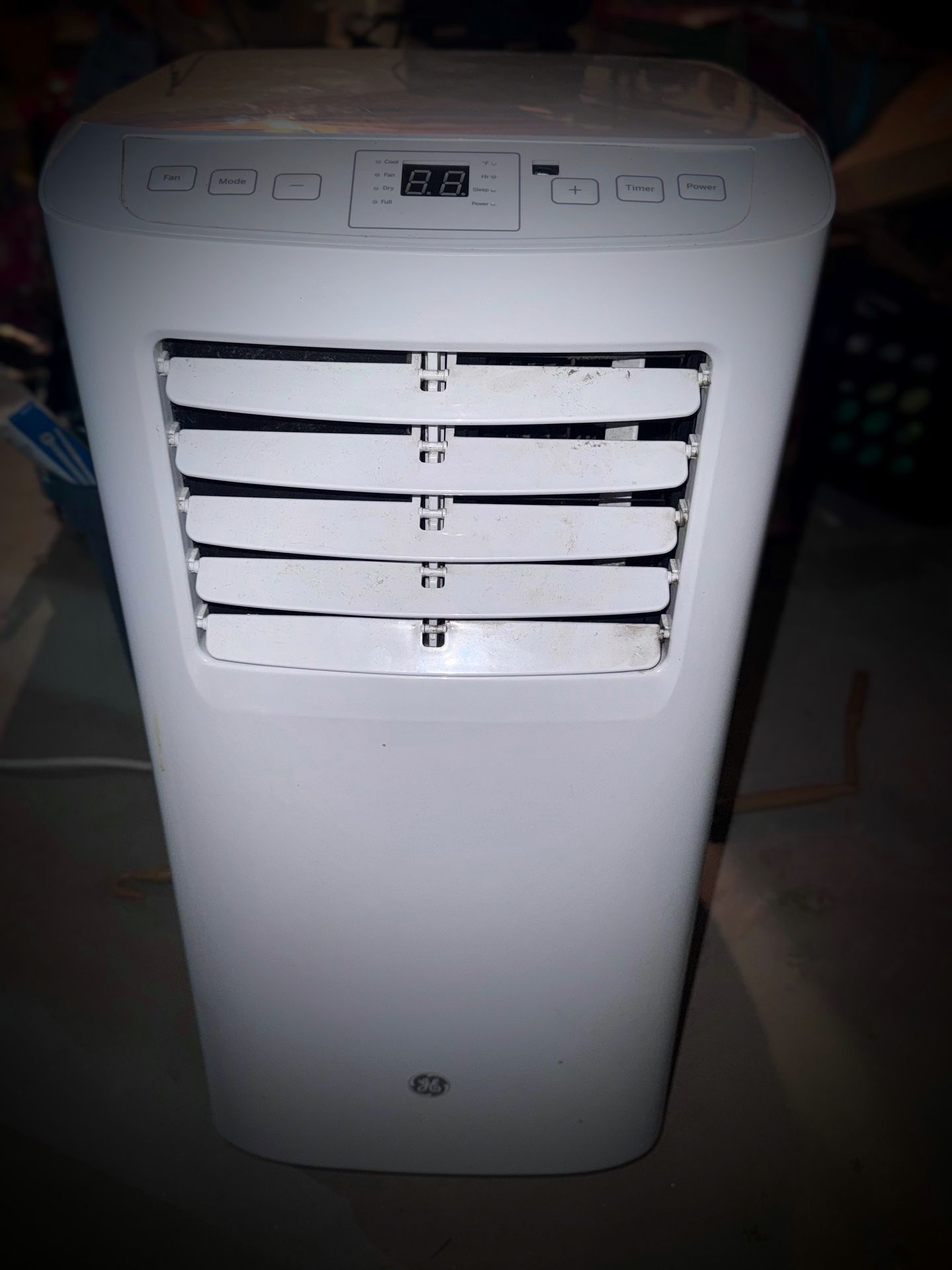 GE Portable air conditioner unit 