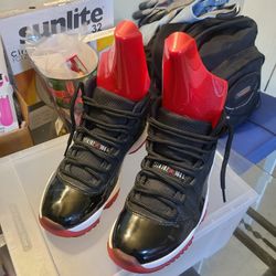 Air Jordan Bred 11s Size 7.5 (2012)