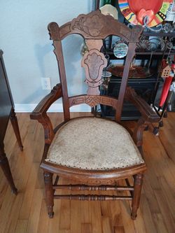 Late 1800s Victorian Parlor Side Chair 