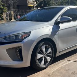 2019 Hyundai Ioniq Plus
