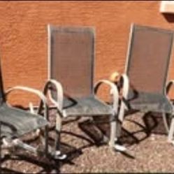 6 Rocking Patio Dining Chairs, Biege Tan Frame, Mesh Seat, Very Nice
