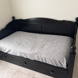 Trundle Bed Twin