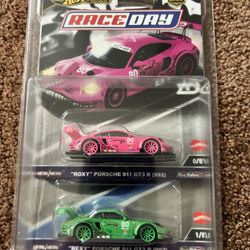 Hot Wheels Car Culture Rexy & Roxy