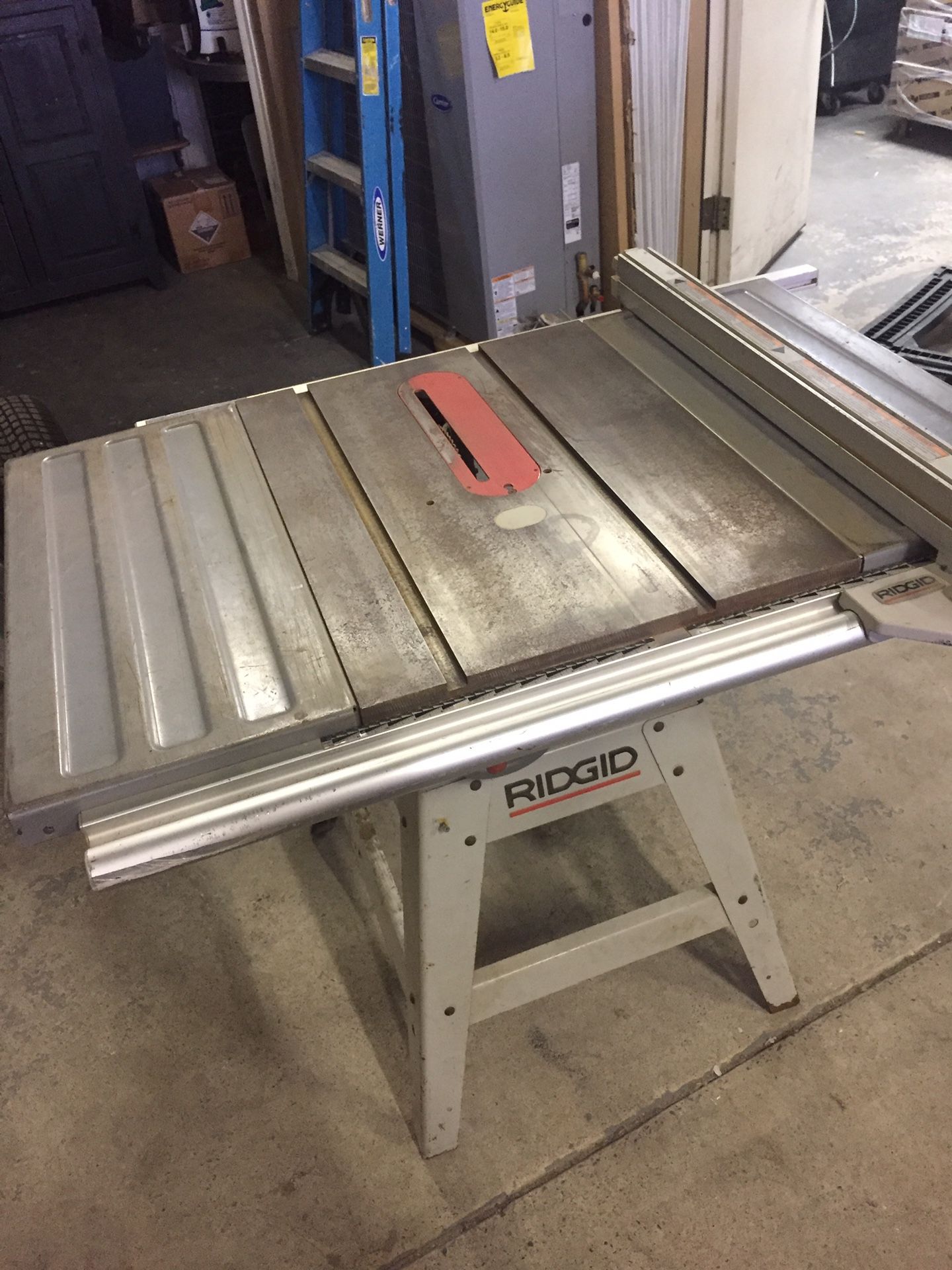 Ridged table saw used still works good$100