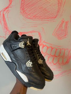 ⚫️ Jordan 4 size 10