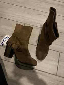 Boots / Booties