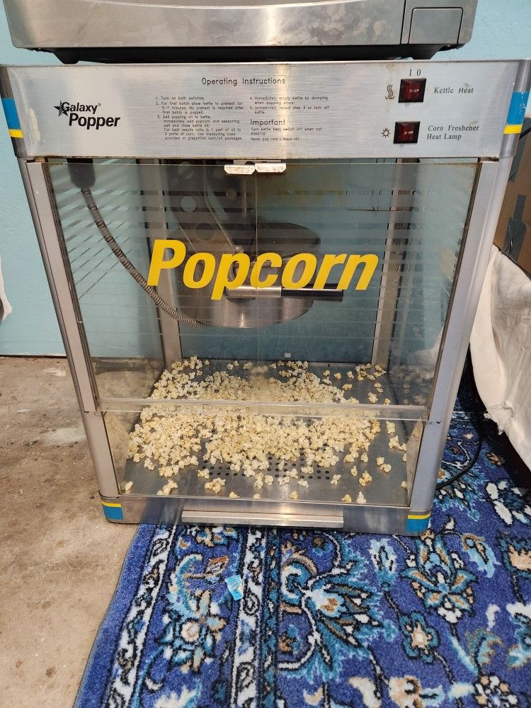 Commercial Popcorn Machine