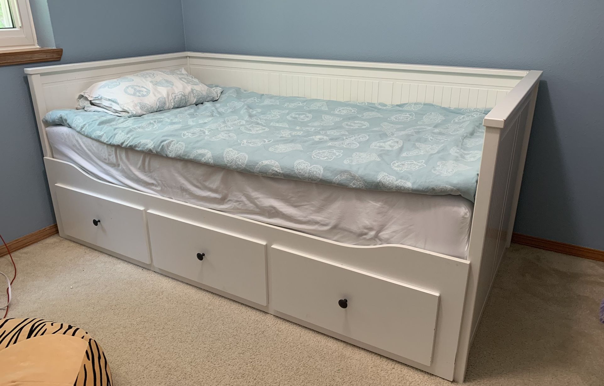 IKEA HEMNES day bed, Mattresses Included!