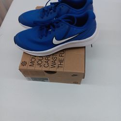 NIKE  STAR RUNNER 