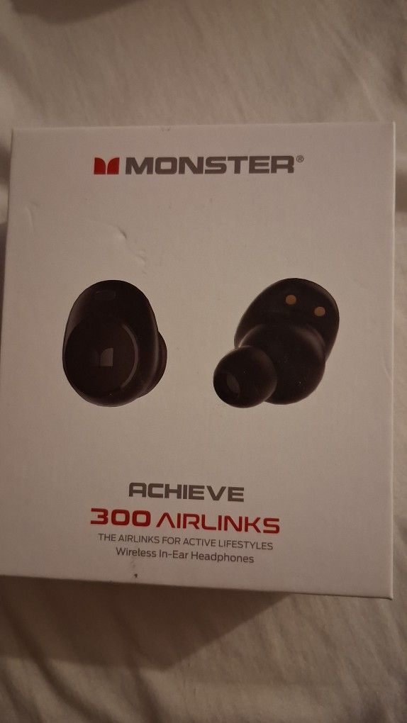 Monster Achieve 300 Airlinks Earbuds