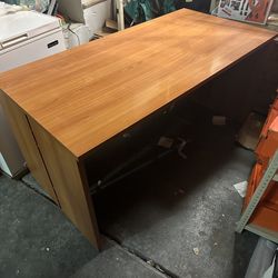 Office Desk, Like New L-59, W-29 - H-29