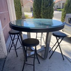 Black Silver Dining Table &4 Bar Stools